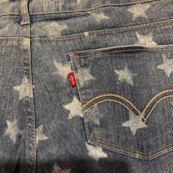 Levies Stars Shorty Shorts - Picture 5 of 5